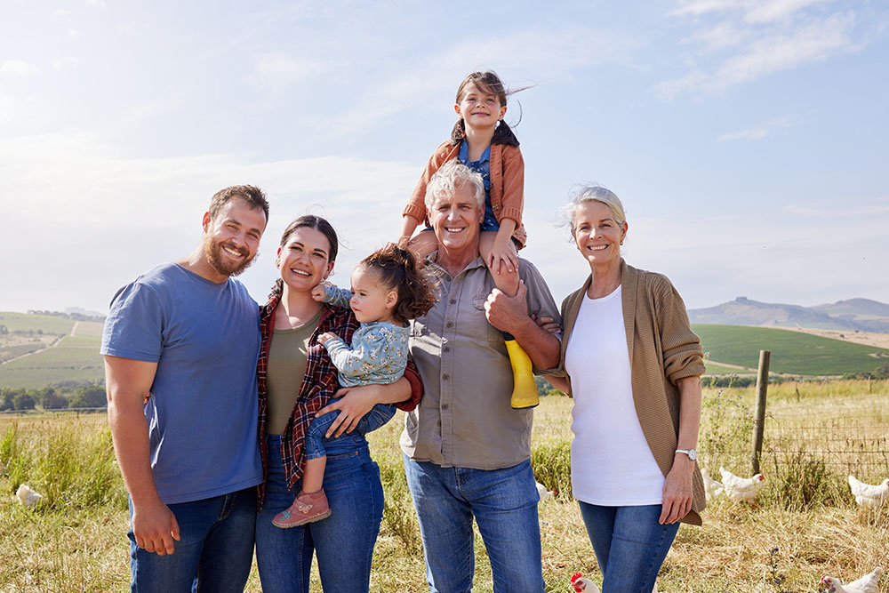 The optimal time to  pass on your wealth